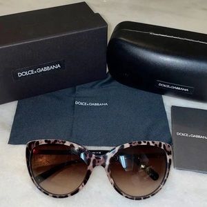 Brand new DOLCE & GABBANA sunglasses women’s leopard cat eye style DG4175